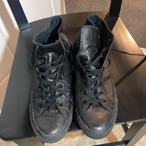 Men’s Converse Chuck Taylor’s Leather High Tops Size 13